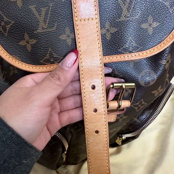 Louis Vuitton Bosphore Backpack - Picture 10 of 16